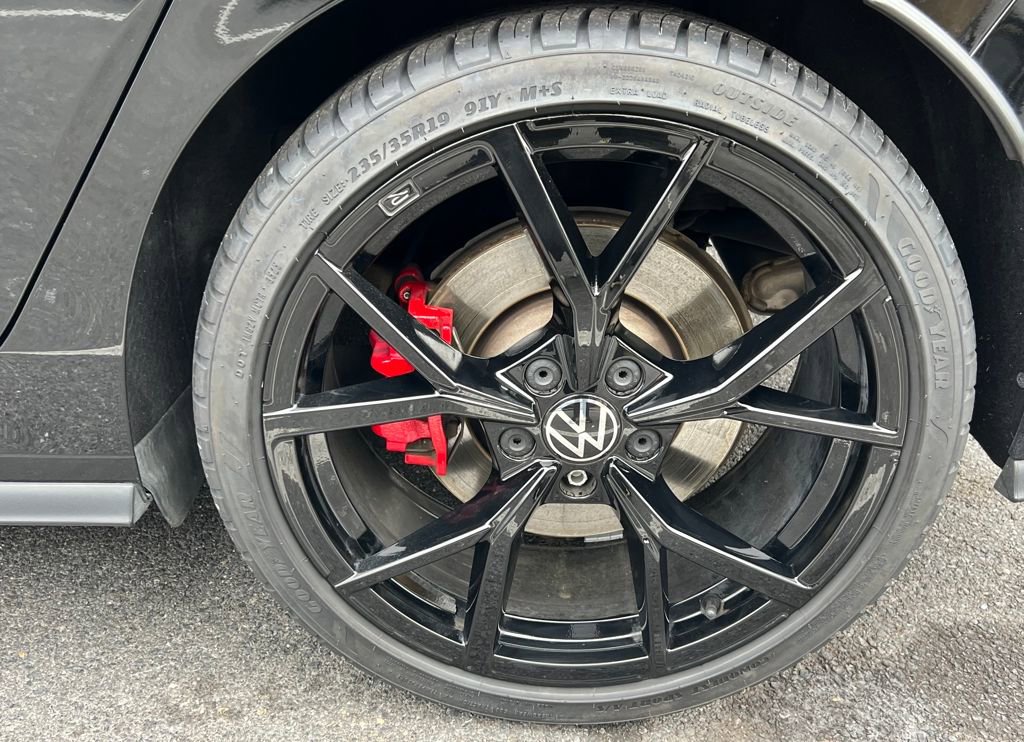 Used 2024 Volkswagen GTI SE image 14