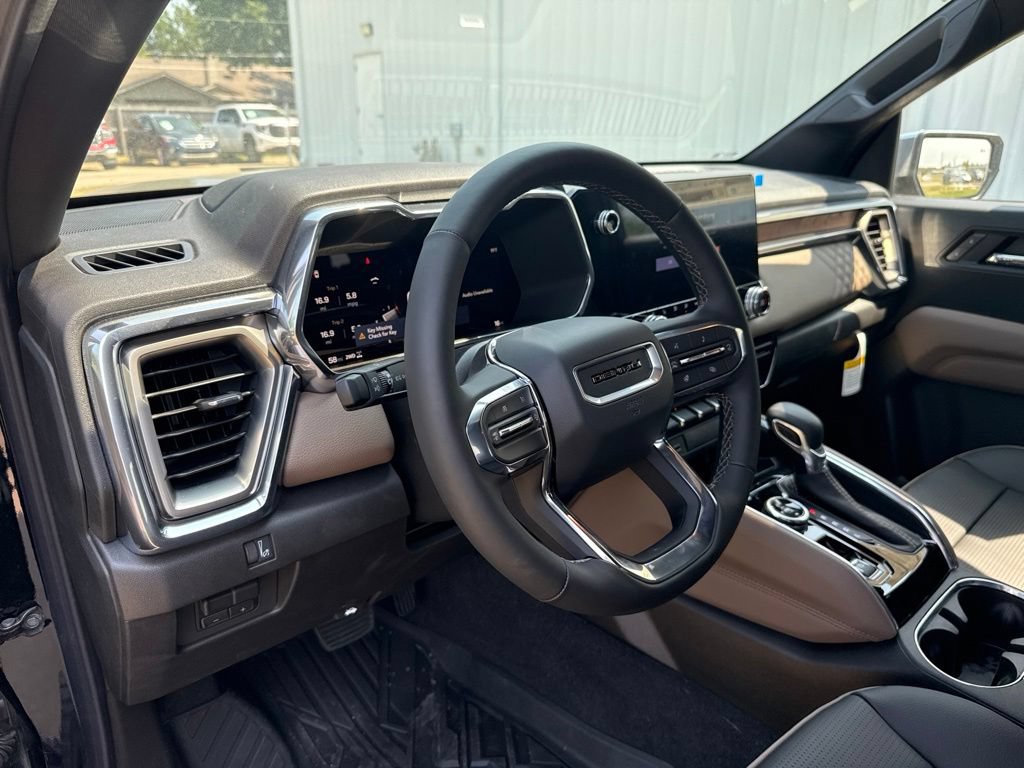 New 2026 GMC Canyon Denali w/ LPO, Denali Black Edition AWD/4WD image 13