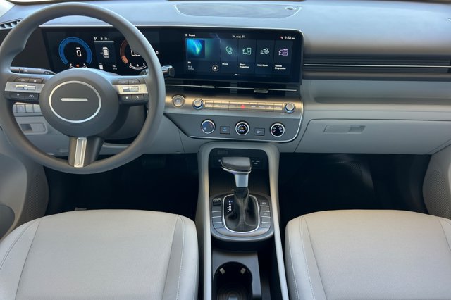 New 2027 Hyundai Kona SE FWD image 12