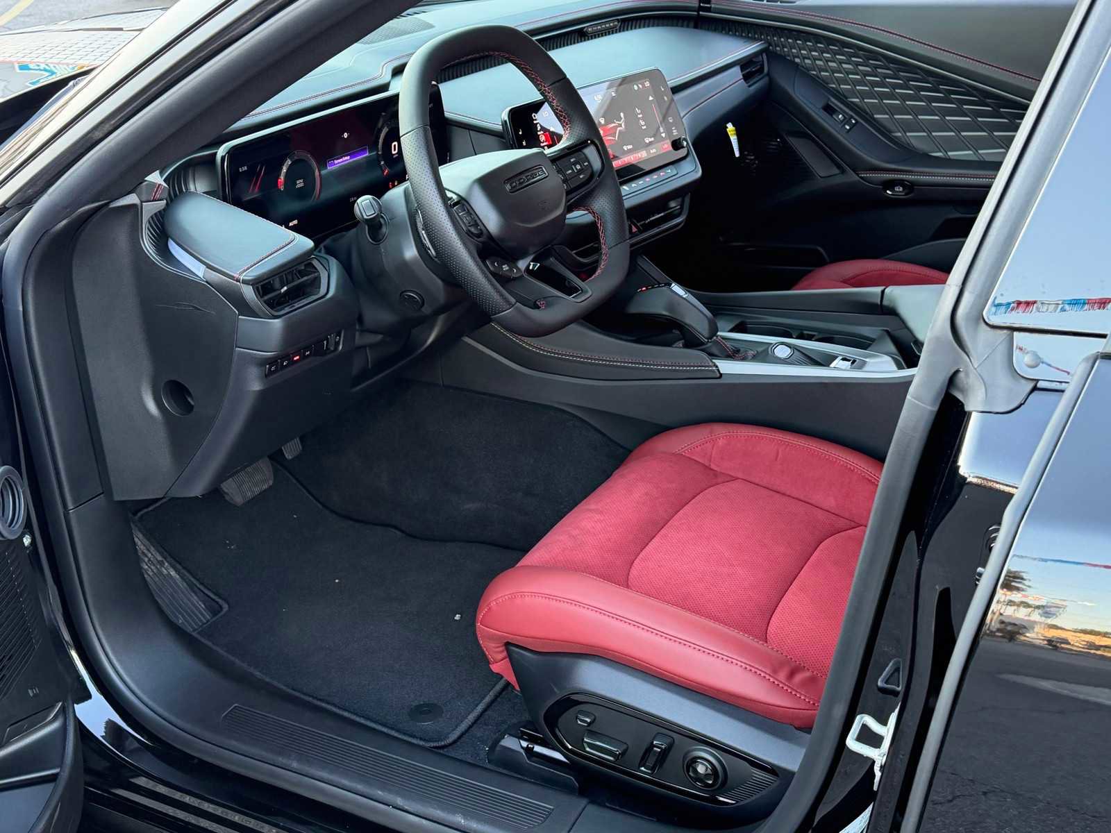 New 2026 Dodge Charger R/T AWD/4WD image 14