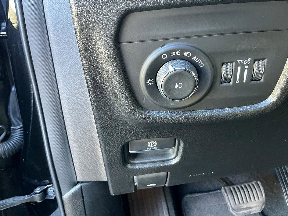 Used 2021 Jeep Grand Cherokee L Limited image 14