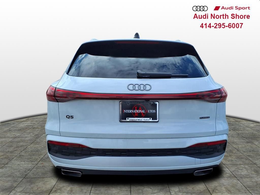 Used 2025 Audi Q5 Premium Plus w/ Premium Plus image 4