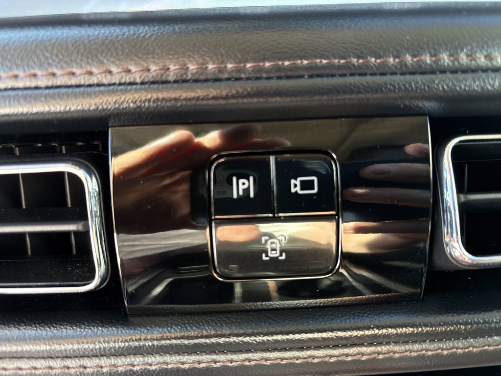 Used 2023 Lincoln Aviator Reserve image 23