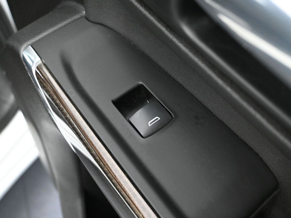 Used 2023 Chevrolet Silverado 2500 LT image 48