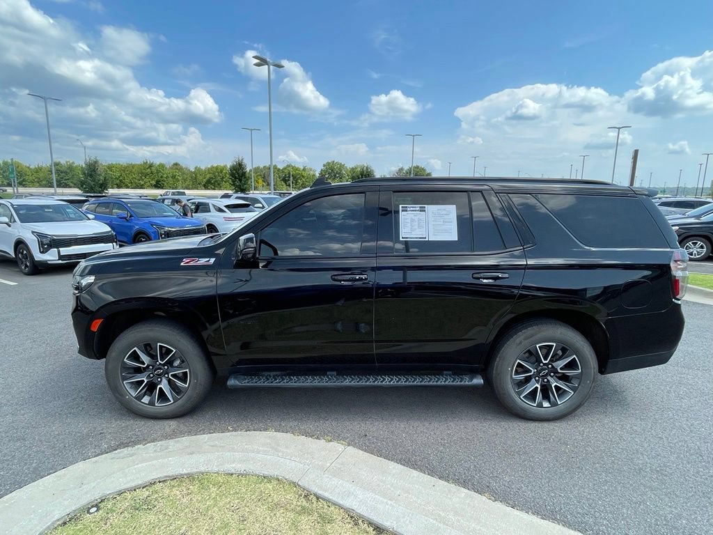 Used 2024 Chevrolet Tahoe Z71 w/ Luxury Package AWD/4WD image 4