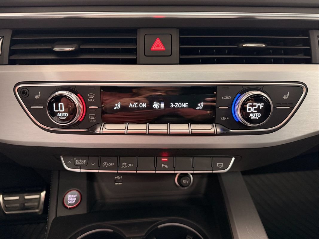 Used 2019 Audi S4 Premium Plus w/ Premium Plus Package AWD/4WD image 19