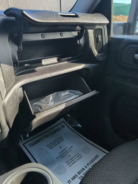 Used 2024 GMC Sierra 2500 Pro AWD/4WD image 24