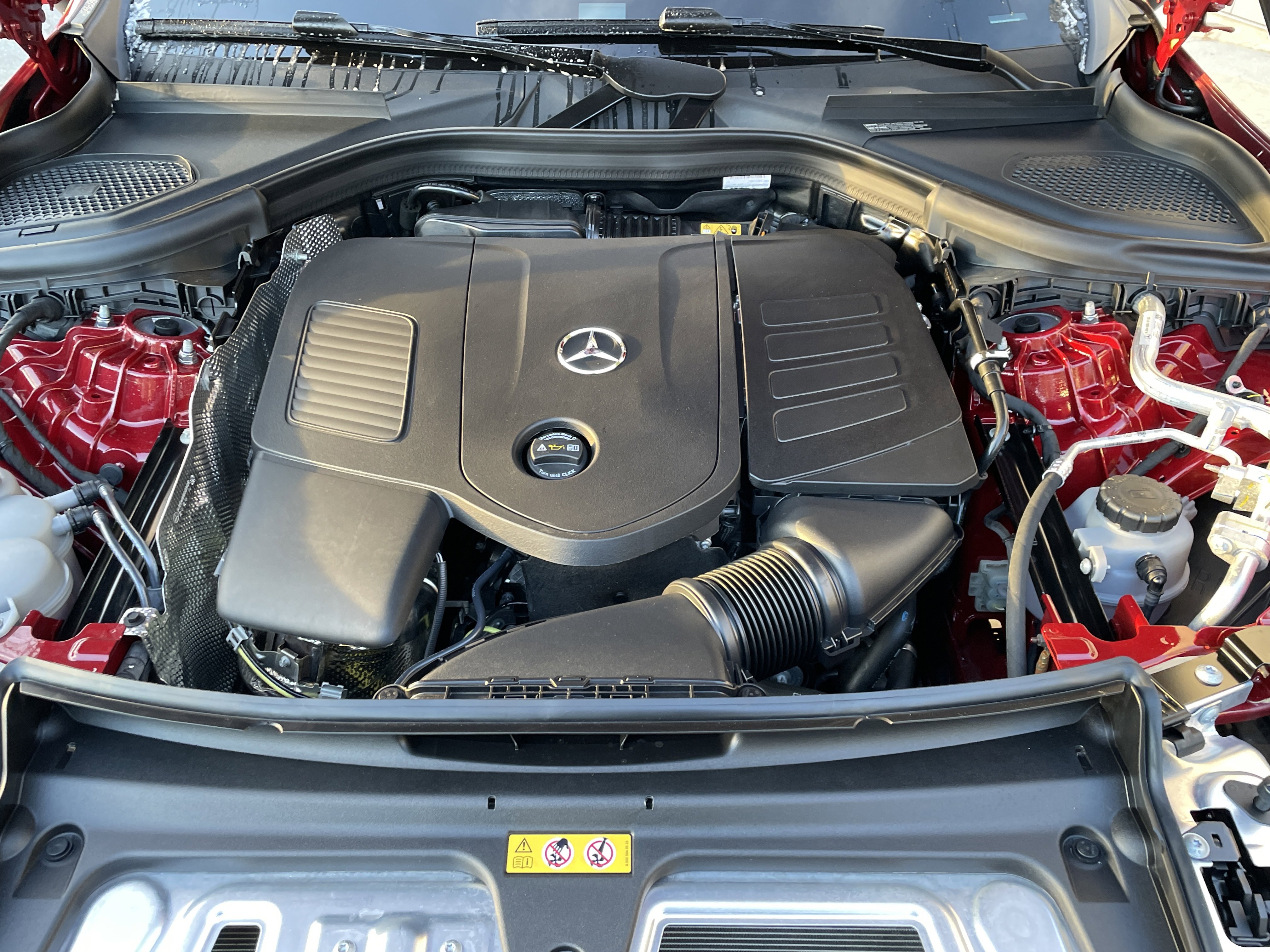 Certified 2025 Mercedes-Benz GLC 300 4MATIC image 53