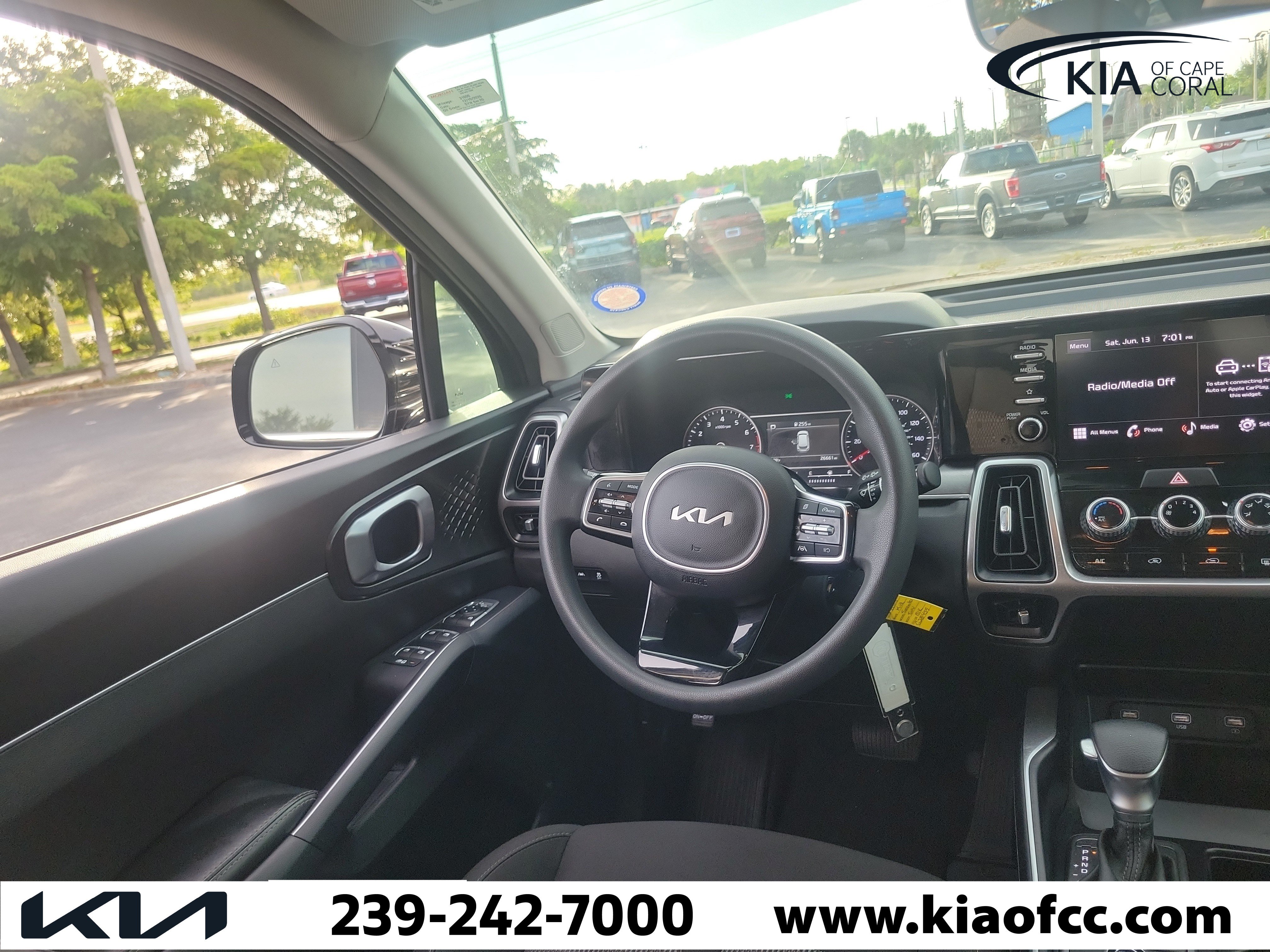 Certified 2023 Kia Sorento LX FWD image 22
