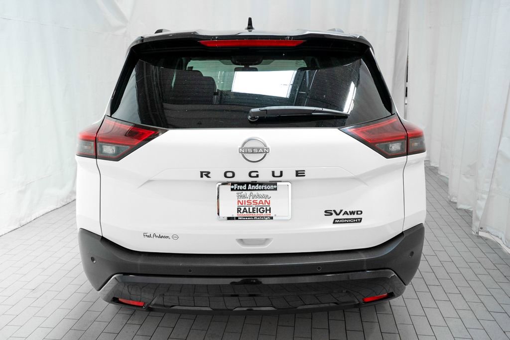 Certified 2023 Nissan Rogue SV w/ SV Premium B Package AWD/4WD image 4