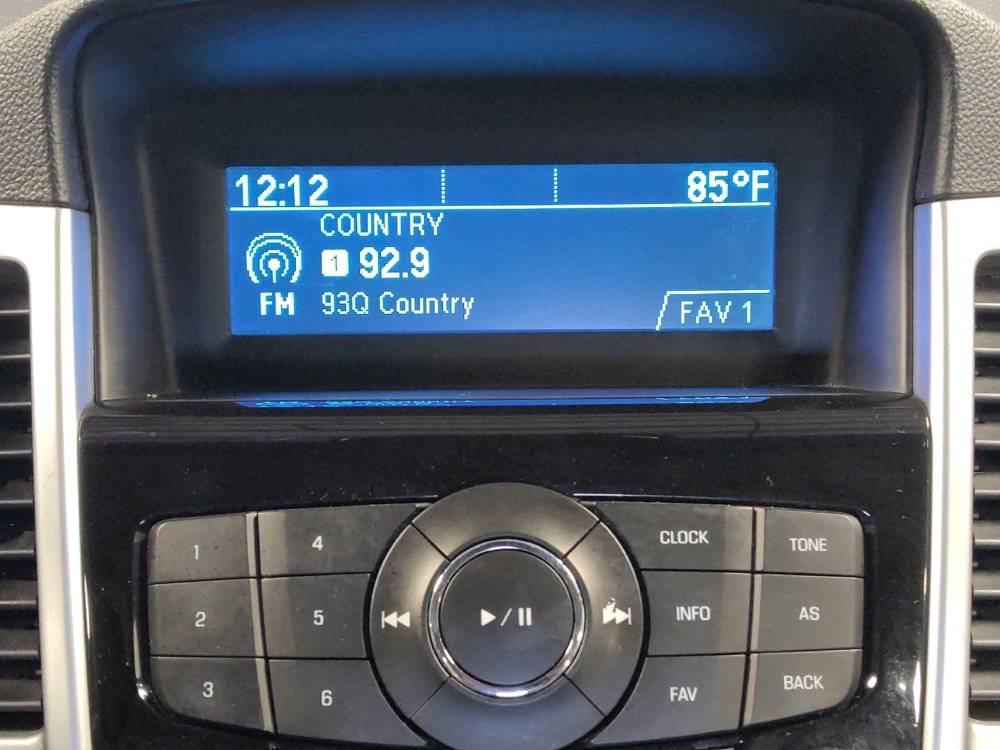 Used 2016 Chevrolet Cruze LS FWD image 25
