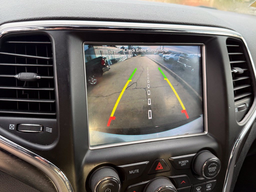 Used 2018 Jeep Grand Cherokee Altitude AWD/4WD image 20