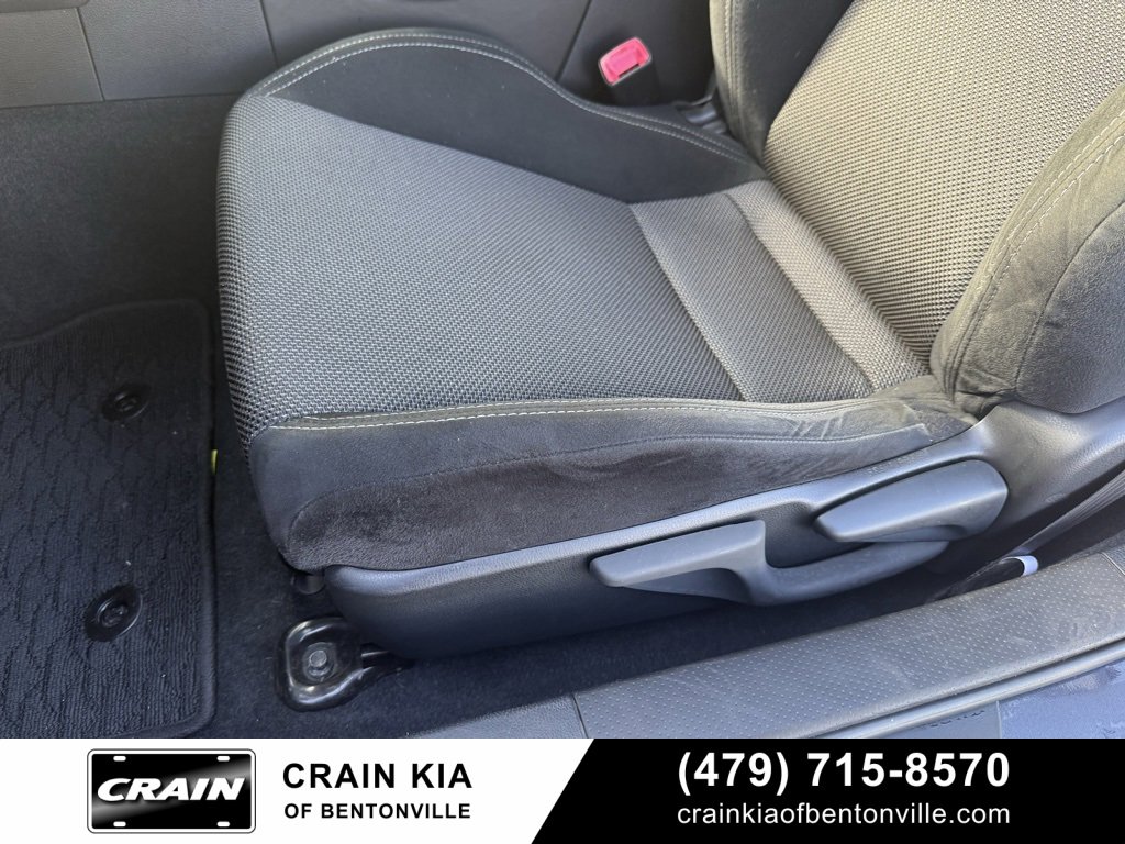 Used 2017 Toyota 86 image 21