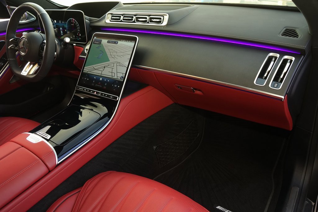 Used 2025 Mercedes-Benz S 63 AMG S image 11