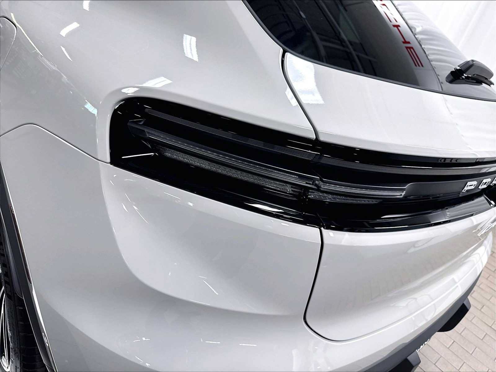 New 2026 Porsche Macan 4 Electric AWD/4WD image 34