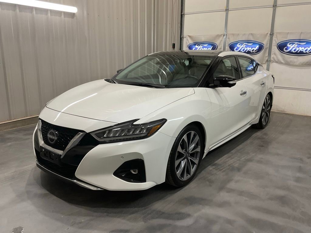 Used 2023 Nissan Maxima Platinum w/ Sport Mat Group image 3