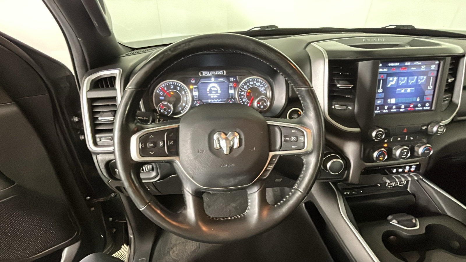 Used 2019 RAM 1500 Big Horn AWD/4WD image 16