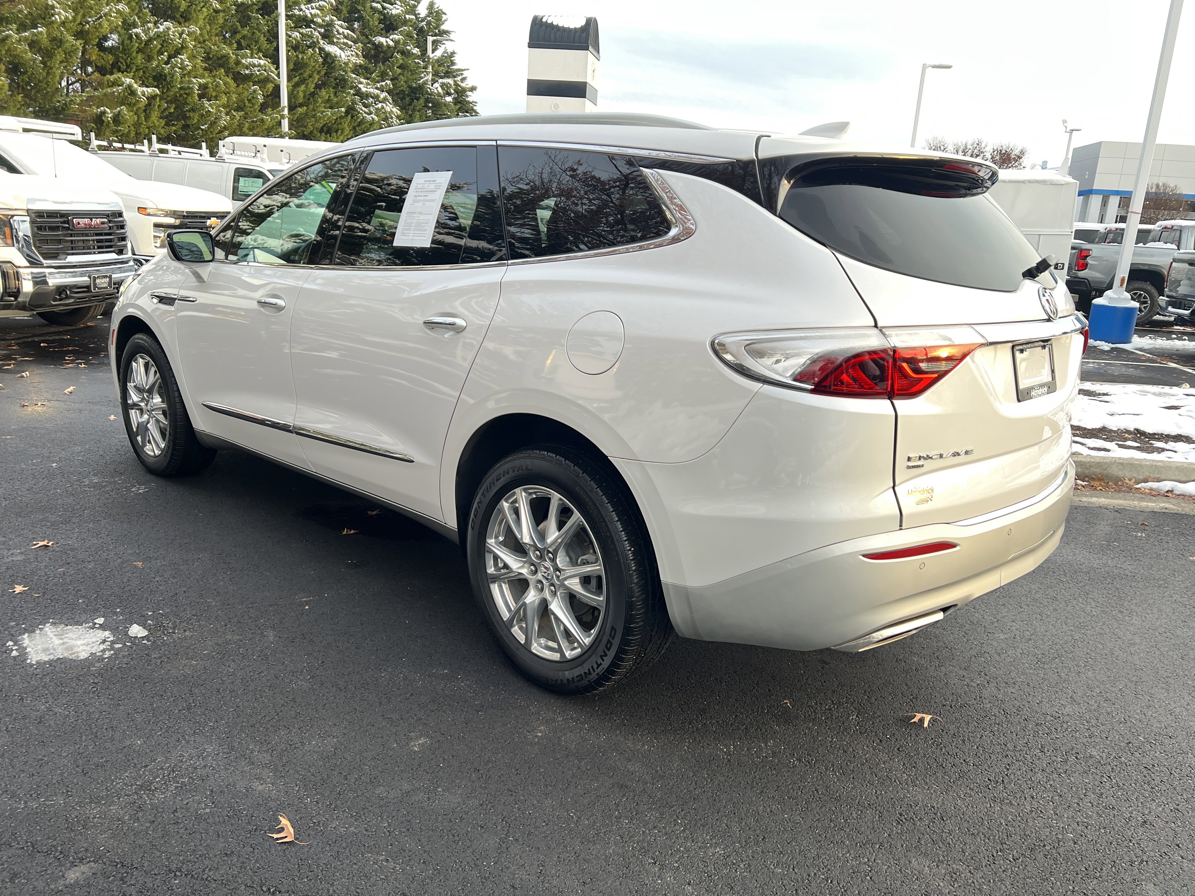 Certified 2023 Buick Enclave Essence w/ Experience Buick Package image 8