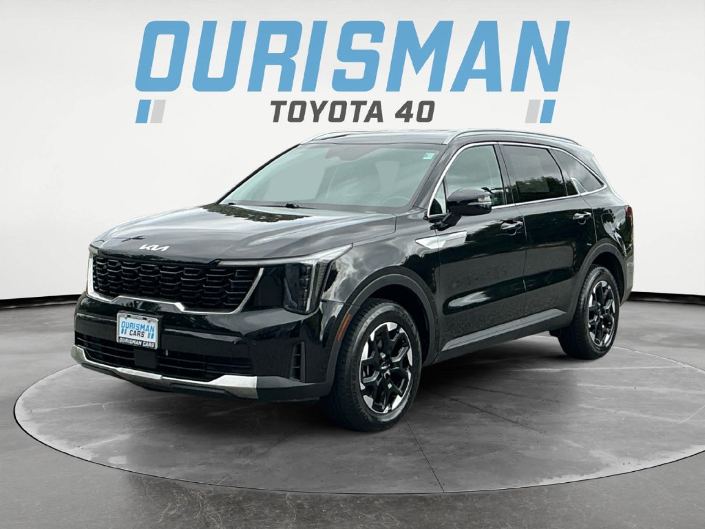 Used 2024 Kia Sorento S AWD/4WD image 3