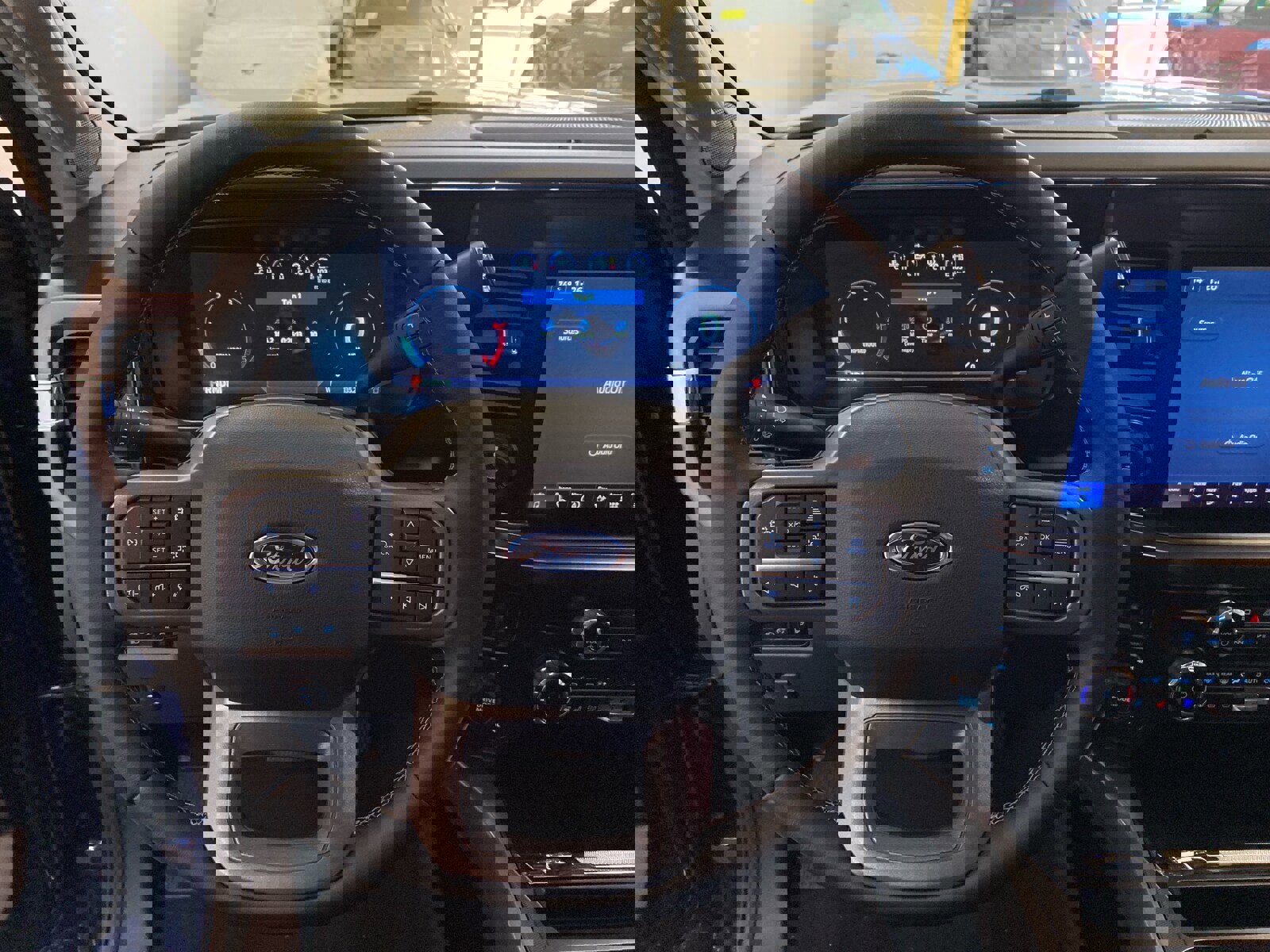 New 2026 Ford F350 Lariat w/ Black Appearance Package image 19