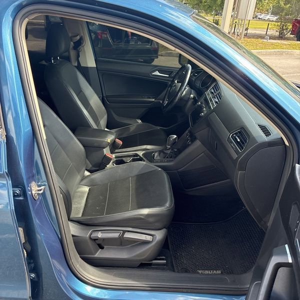 Used 2018 Volkswagen Tiguan SEL image 7