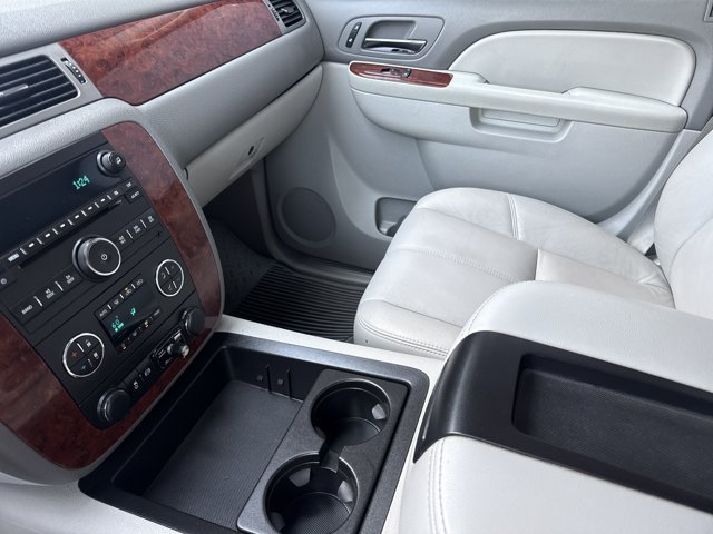 Used 2014 Chevrolet Silverado 2500 LTZ AWD/4WD image 17