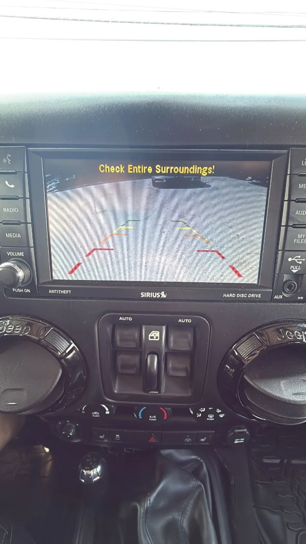 Used 2016 Jeep Wrangler Unlimited Sahara image 19