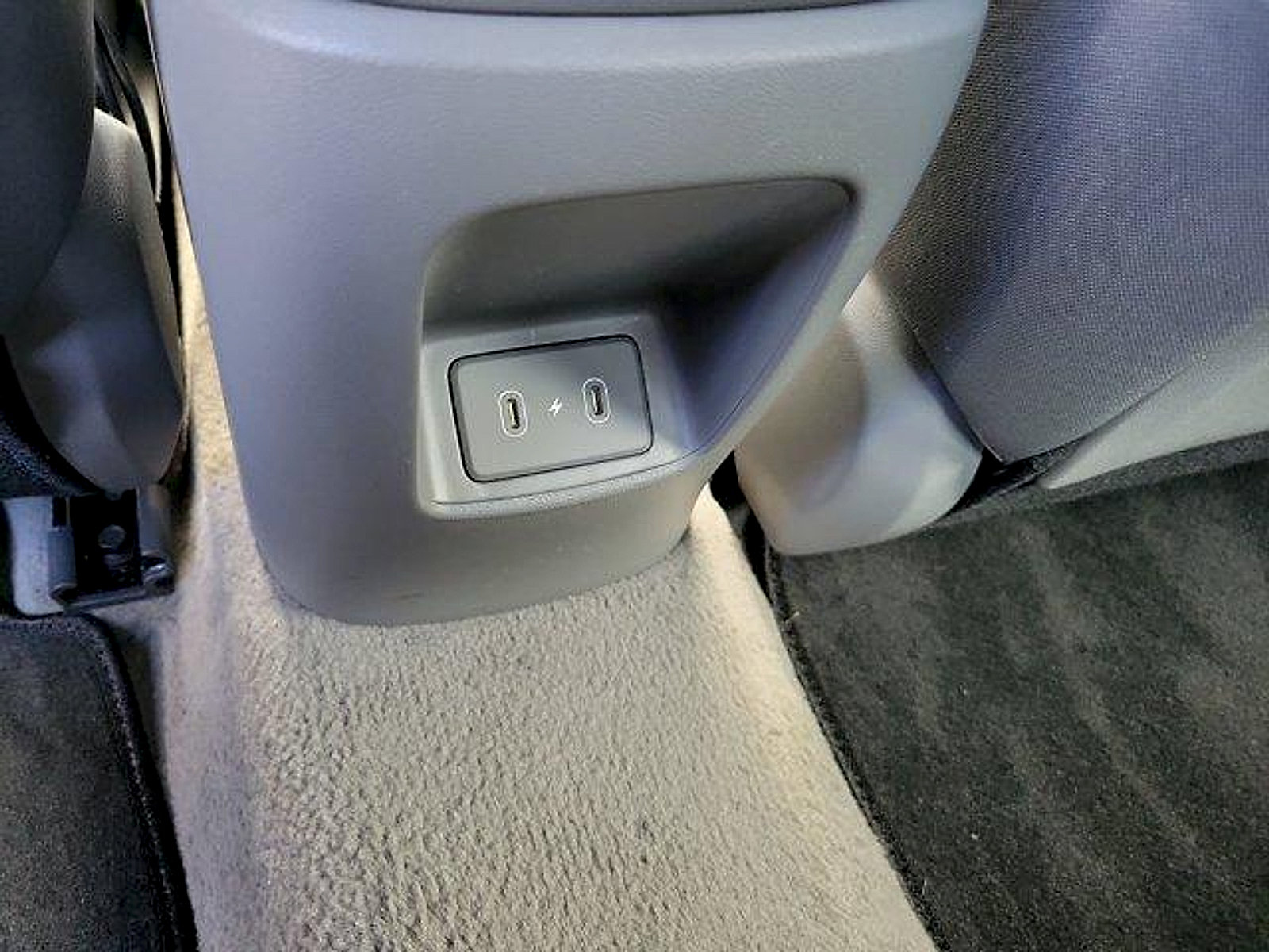Used 2026 Hyundai Elantra SE FWD image 18