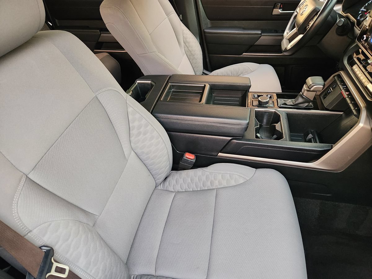 Used 2022 Toyota Tundra SR5 AWD/4WD image 35