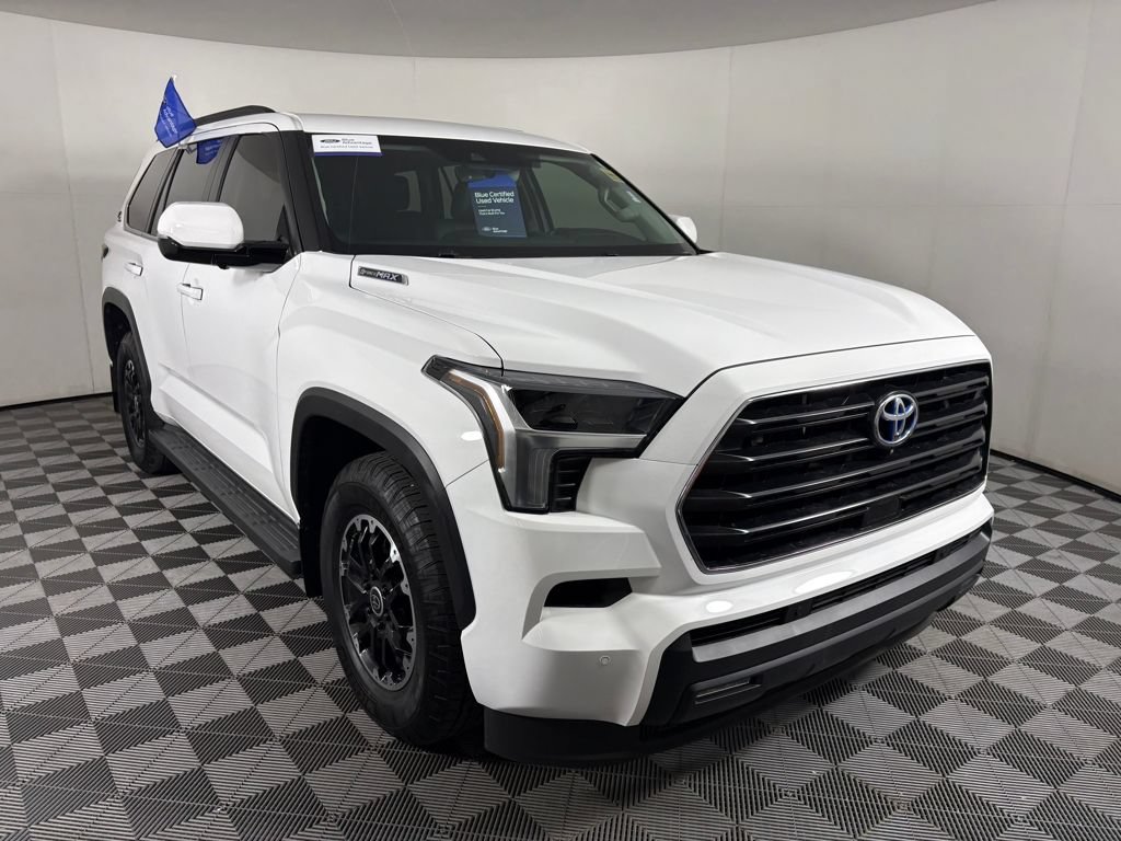 Used 2024 Toyota Sequoia TRD Pro AWD/4WD image 7