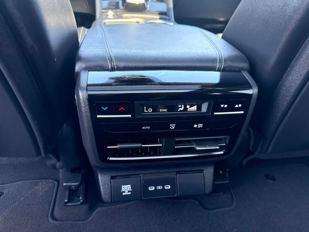 Used 2025 Acura MDX FWD w/ Technology Package image 27