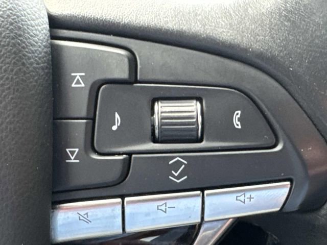 Used 2021 Cadillac Escalade Sport w/ Driver Assist Tech Package image 32