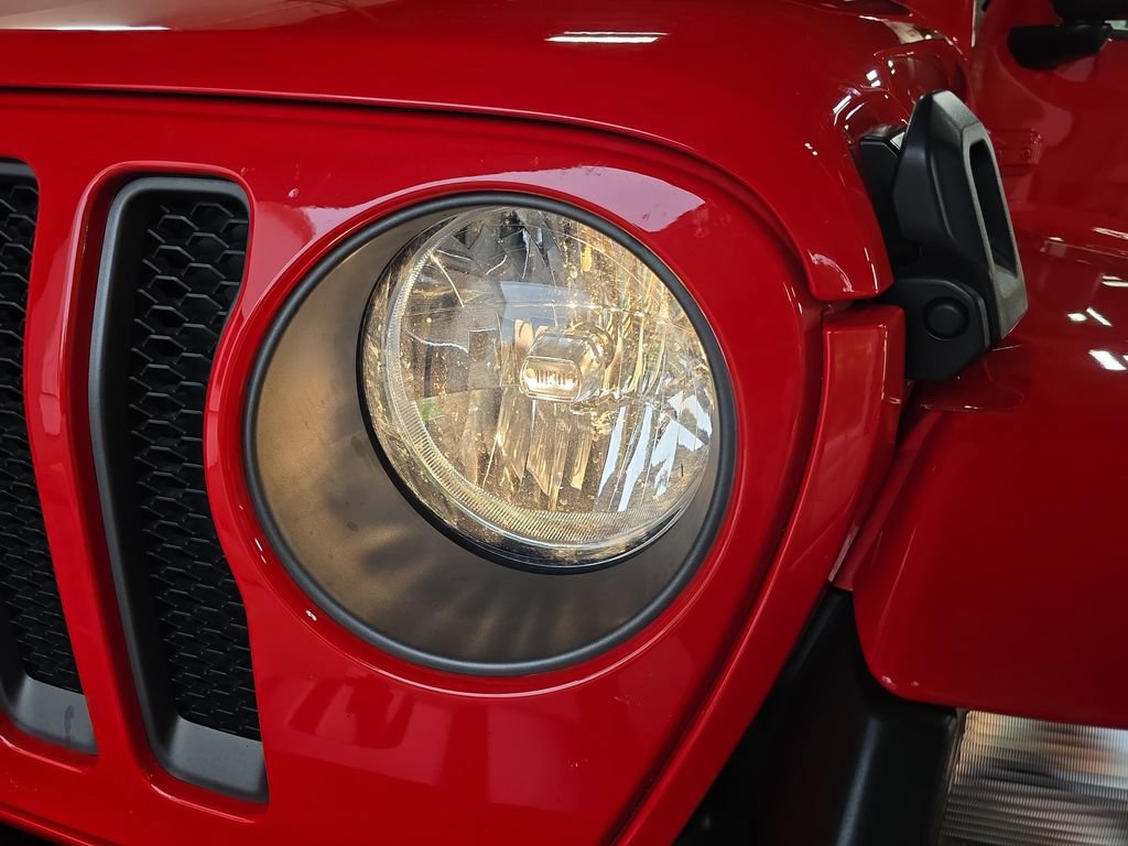 Used 2021 Jeep Wrangler Sport AWD/4WD image 30