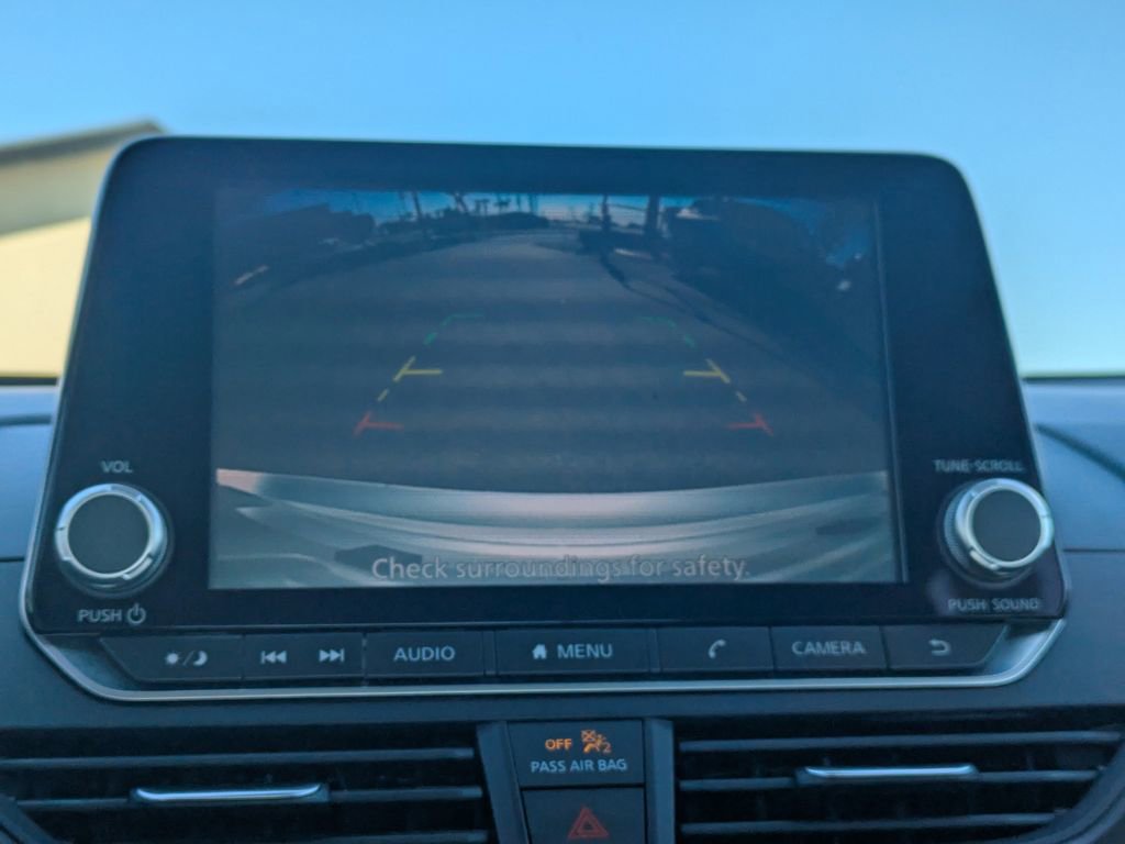 Used 2024 Nissan Altima 2.5 SV image 19