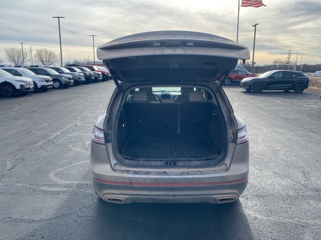 Used 2019 Lincoln Nautilus Reserve image 5