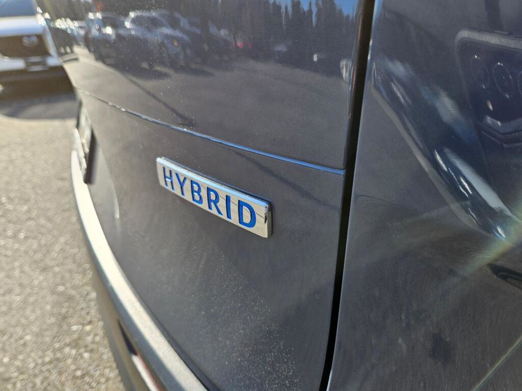 Certified 2025 MAZDA CX-50 2.5 Hybrid w/ Preferred Pkg image 10