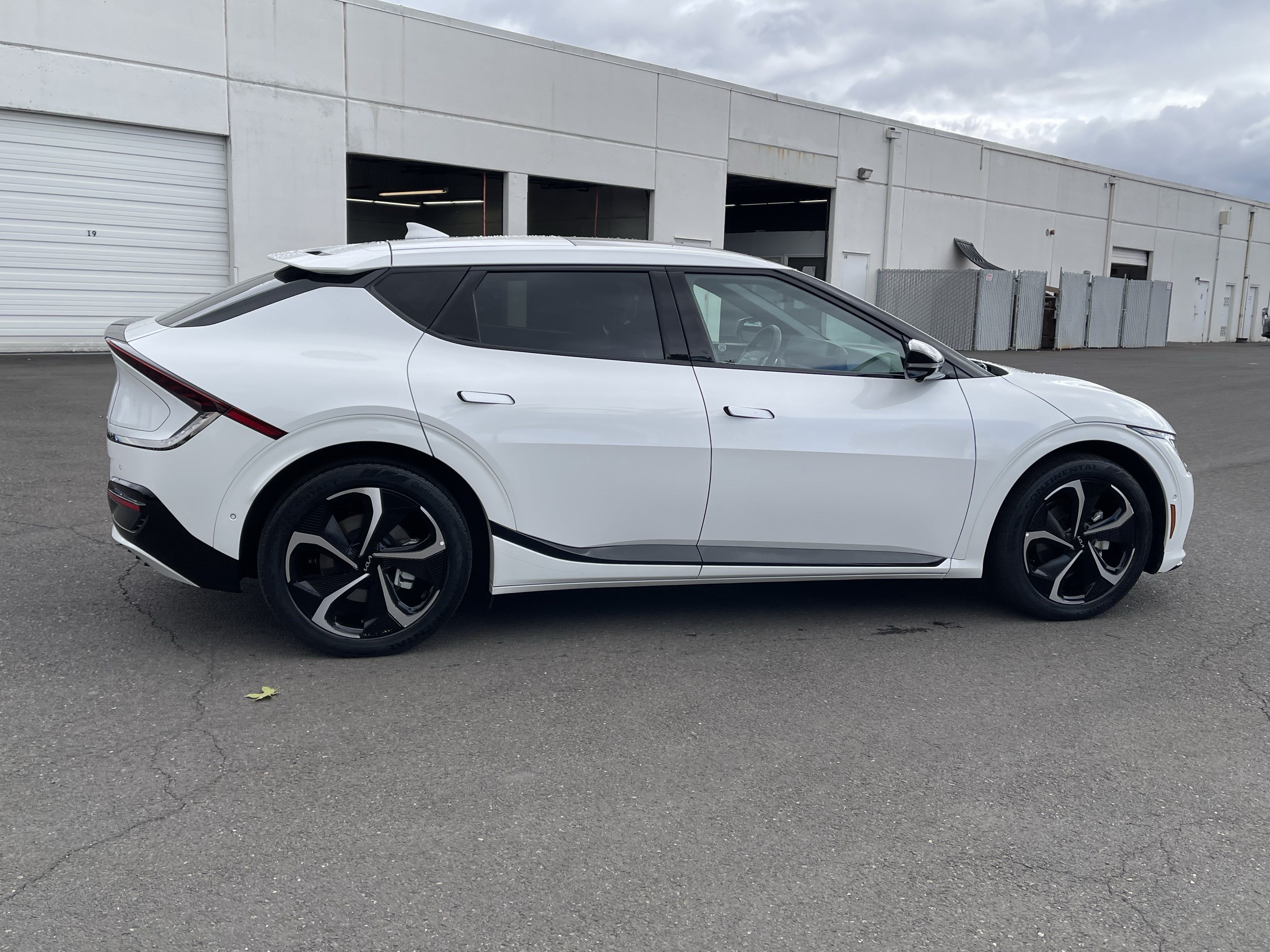 Used 2023 Kia EV6 GT-Line w/ GT-Line Suede Seat Package AWD/4WD image 6