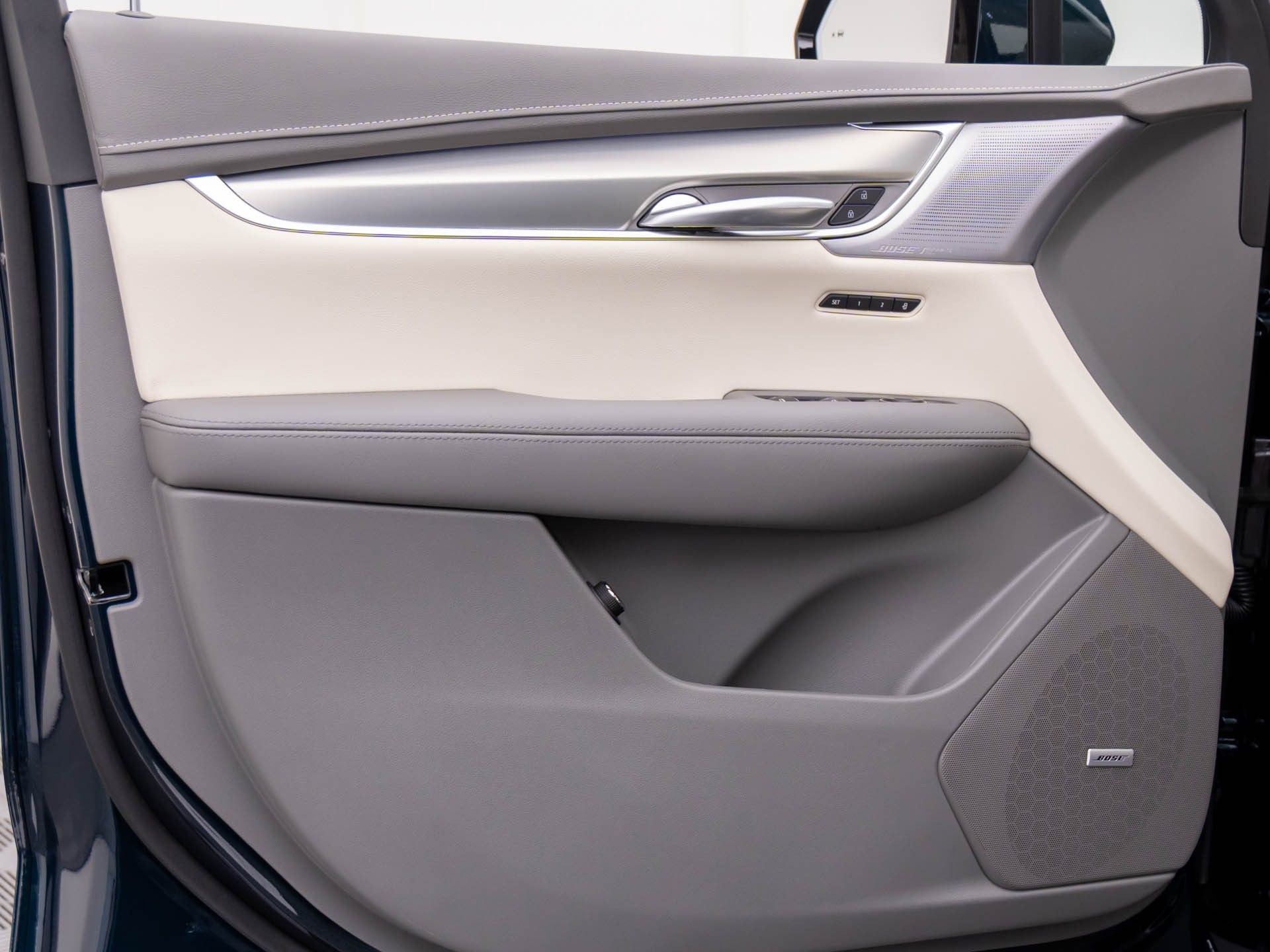 New 2026 Cadillac XT5 Premium Luxury w/ Driver Assist Package image 15