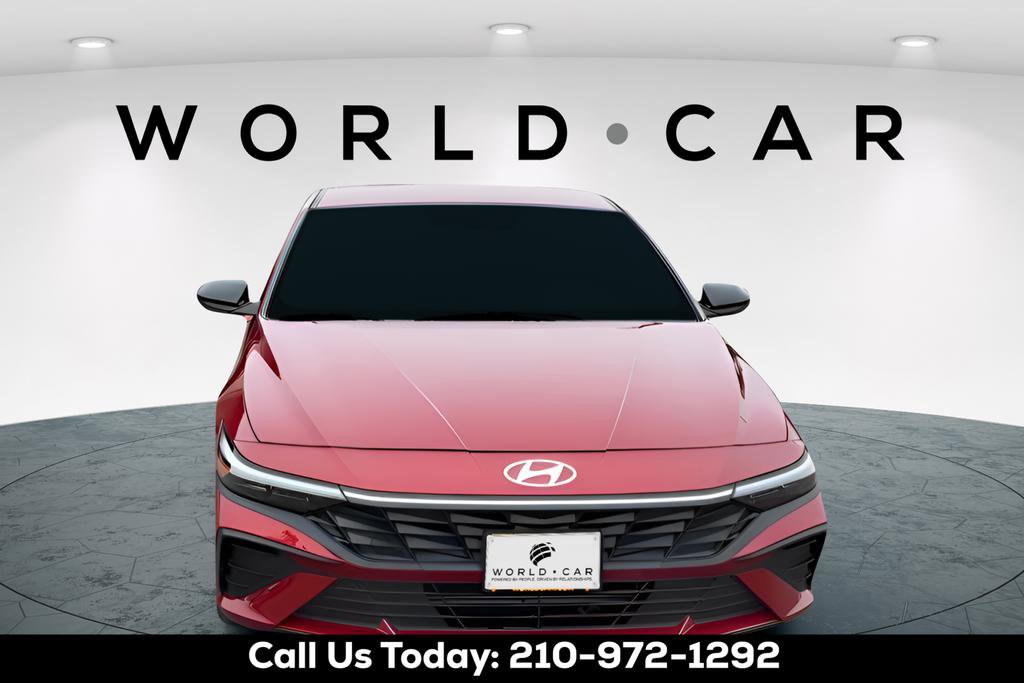 Certified 2025 Hyundai Elantra Sport image 2