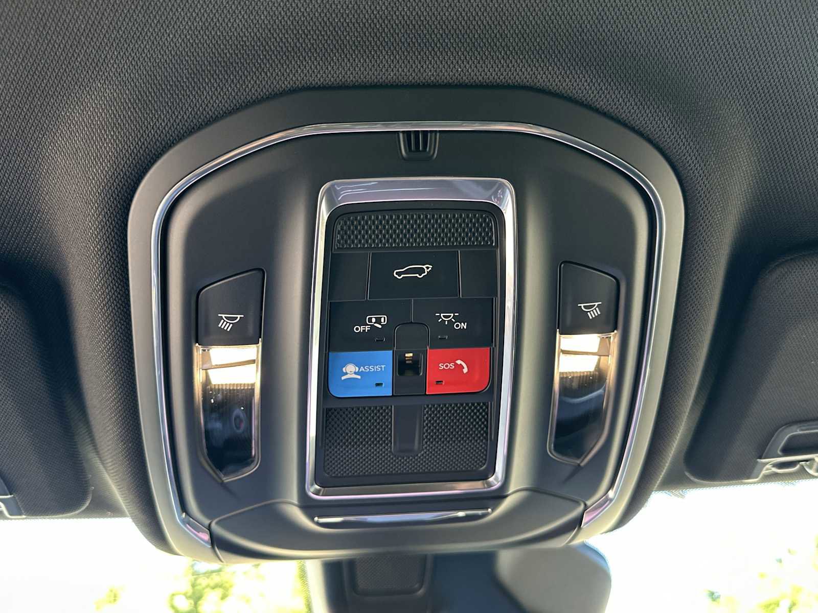 New 2025 Jeep Grand Cherokee L Limited image 25