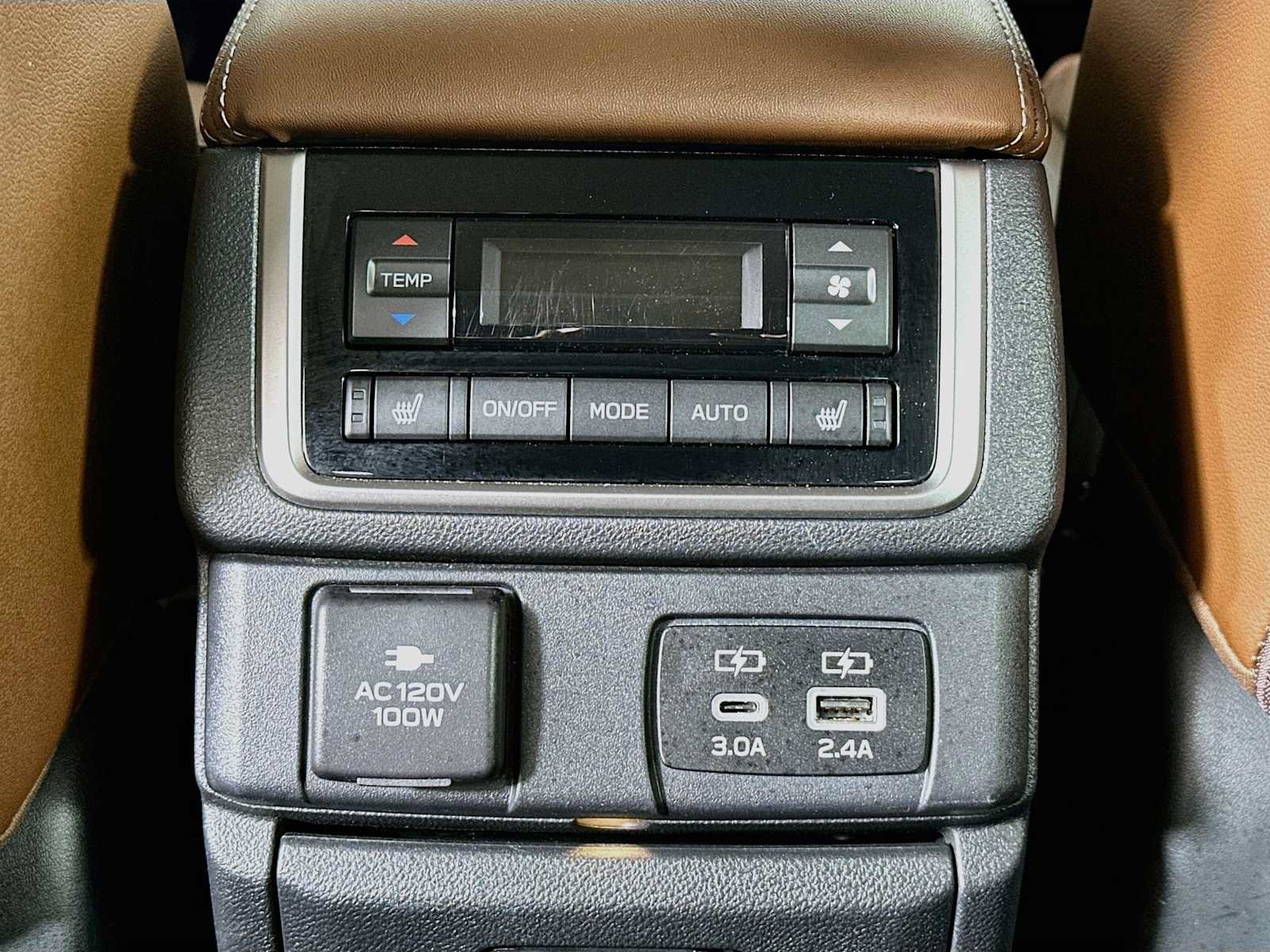 Used 2023 Subaru Ascent Touring AWD/4WD image 24