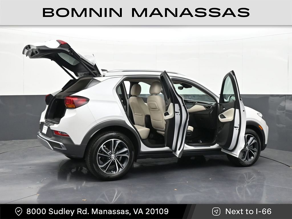 Used 2023 Buick Encore GX Essence w/ Advanced Technology Package FWD image 39