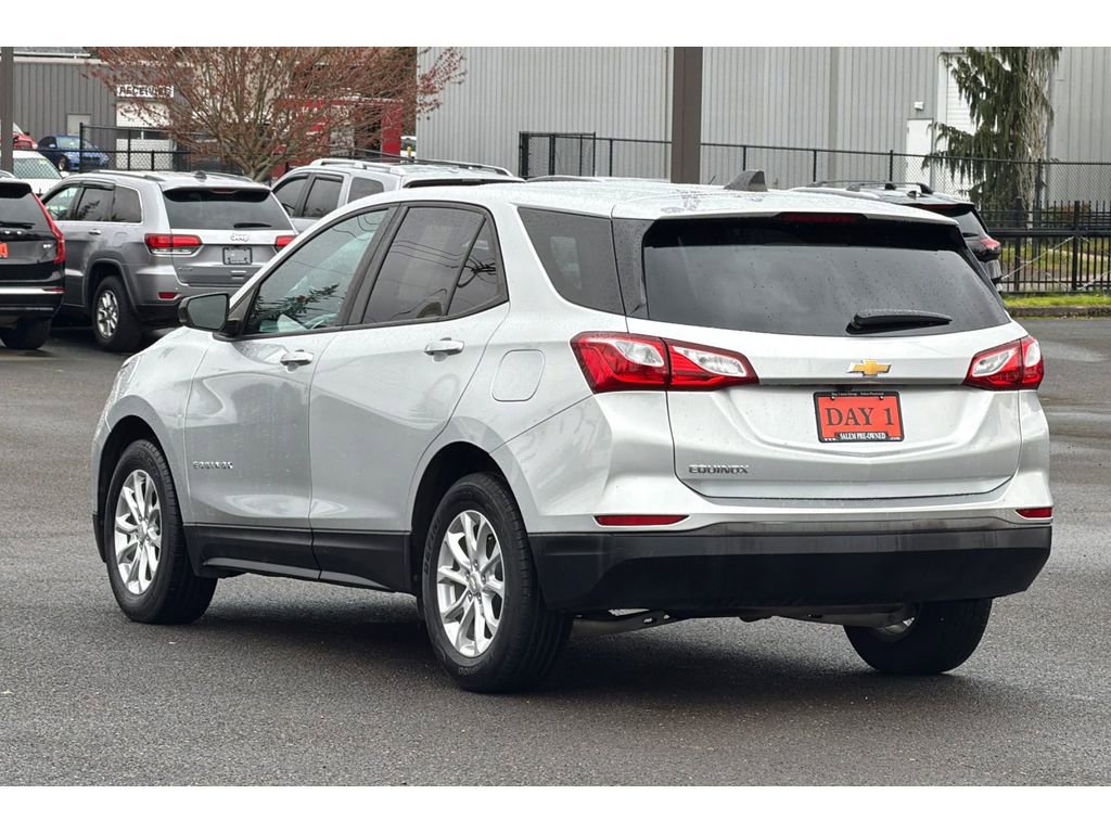 Used 2020 Chevrolet Equinox LS w/ LS Convenience Package FWD image 8