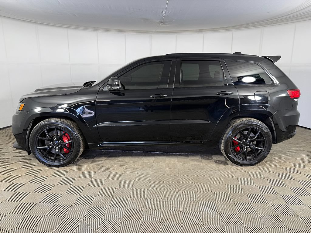 Used 2018 Jeep Grand Cherokee SRT w/ Trailer Tow Group IV AWD/4WD image 17