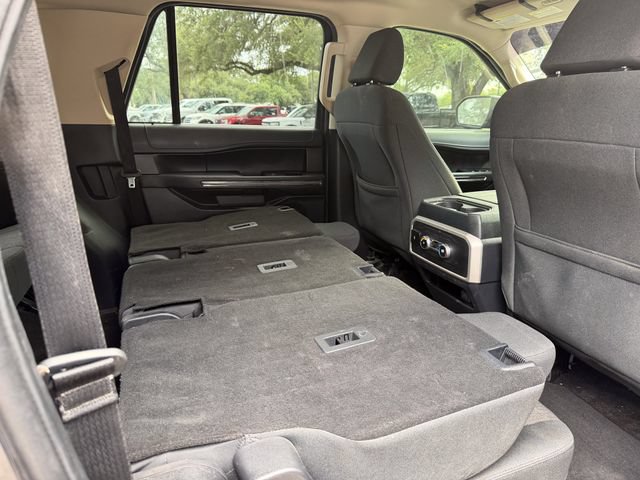 Used 2022 Ford Expedition Max XLT RWD image 16