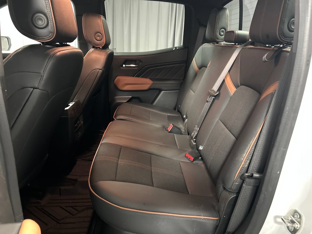 Used 2023 GMC Canyon AT4 w/ Technology Package AWD/4WD image 24