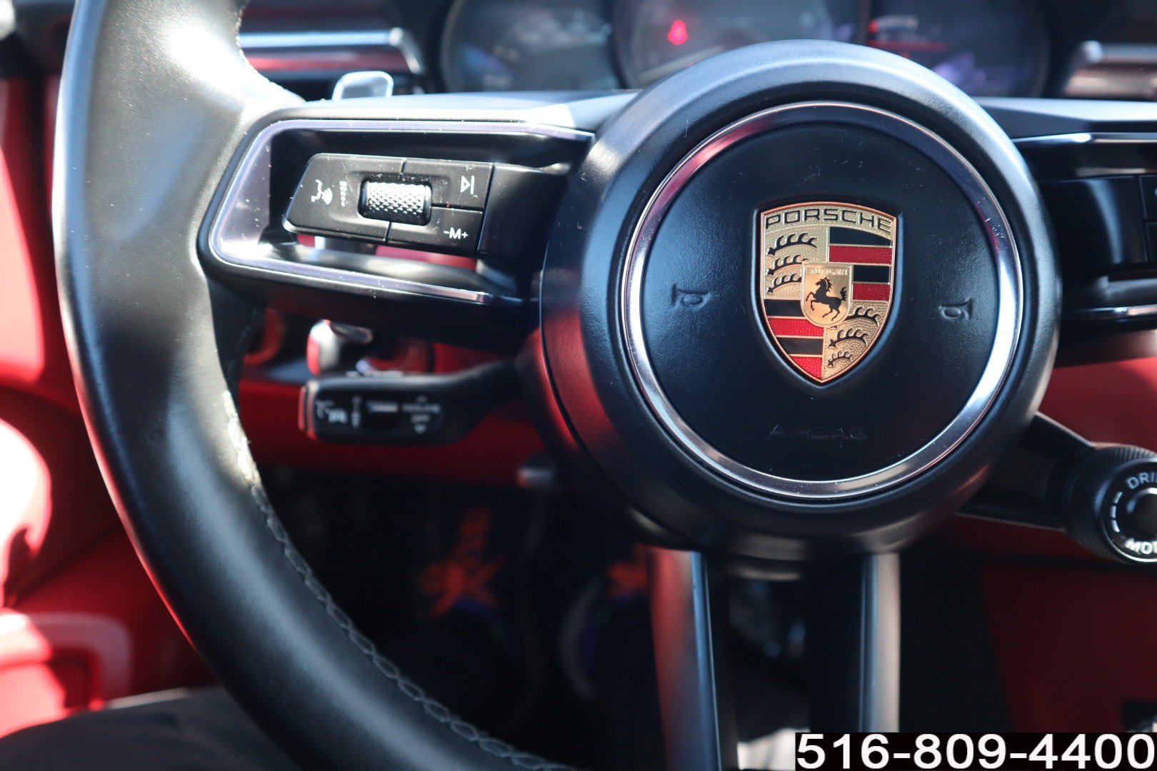 Used 2023 Porsche Macan S image 19