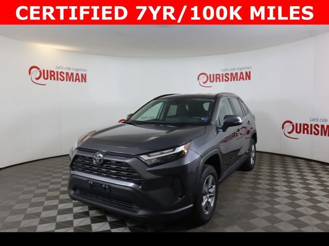 Used 2025 Toyota RAV4 XLE image 3