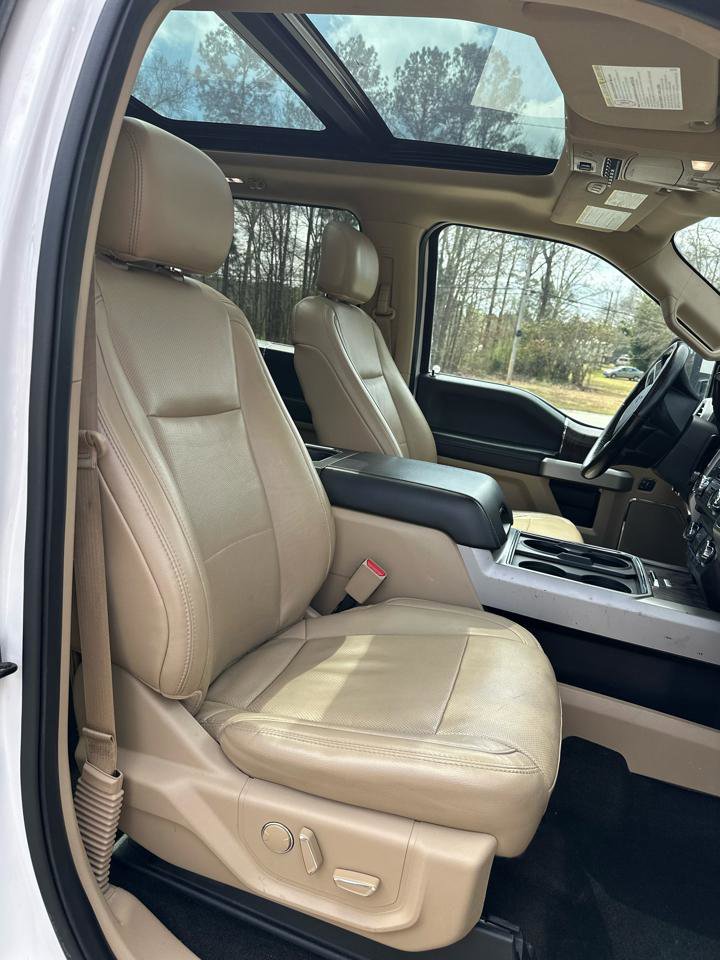 Used 2017 Ford F250 Lariat w/ Lariat Ultimate Package AWD/4WD image 17