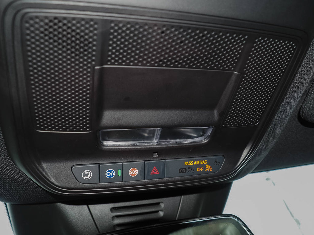 Used 2024 Chevrolet Equinox EV LT FWD image 31